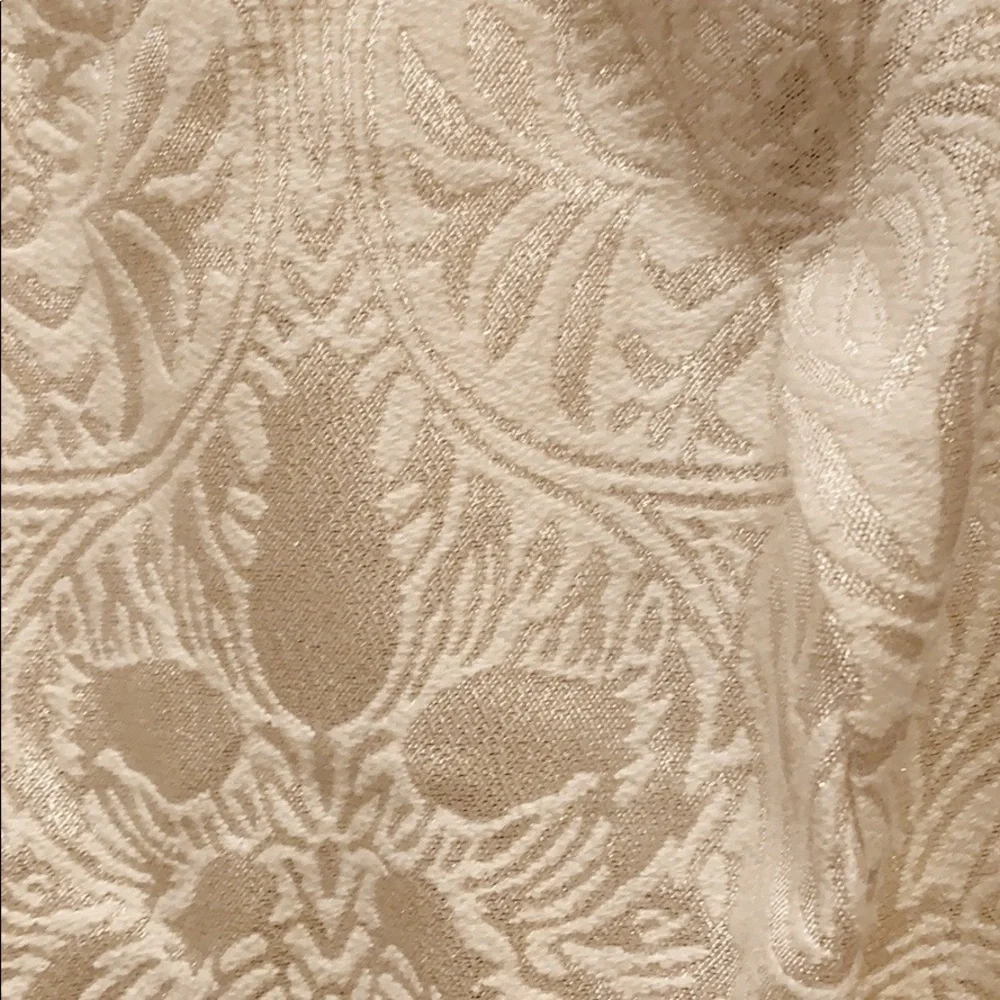 Gianni Bini cream floral embossed mini dress Size Large NWT - Picture 6 of 6